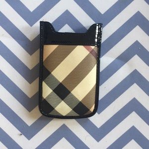 Burberry credit card holder